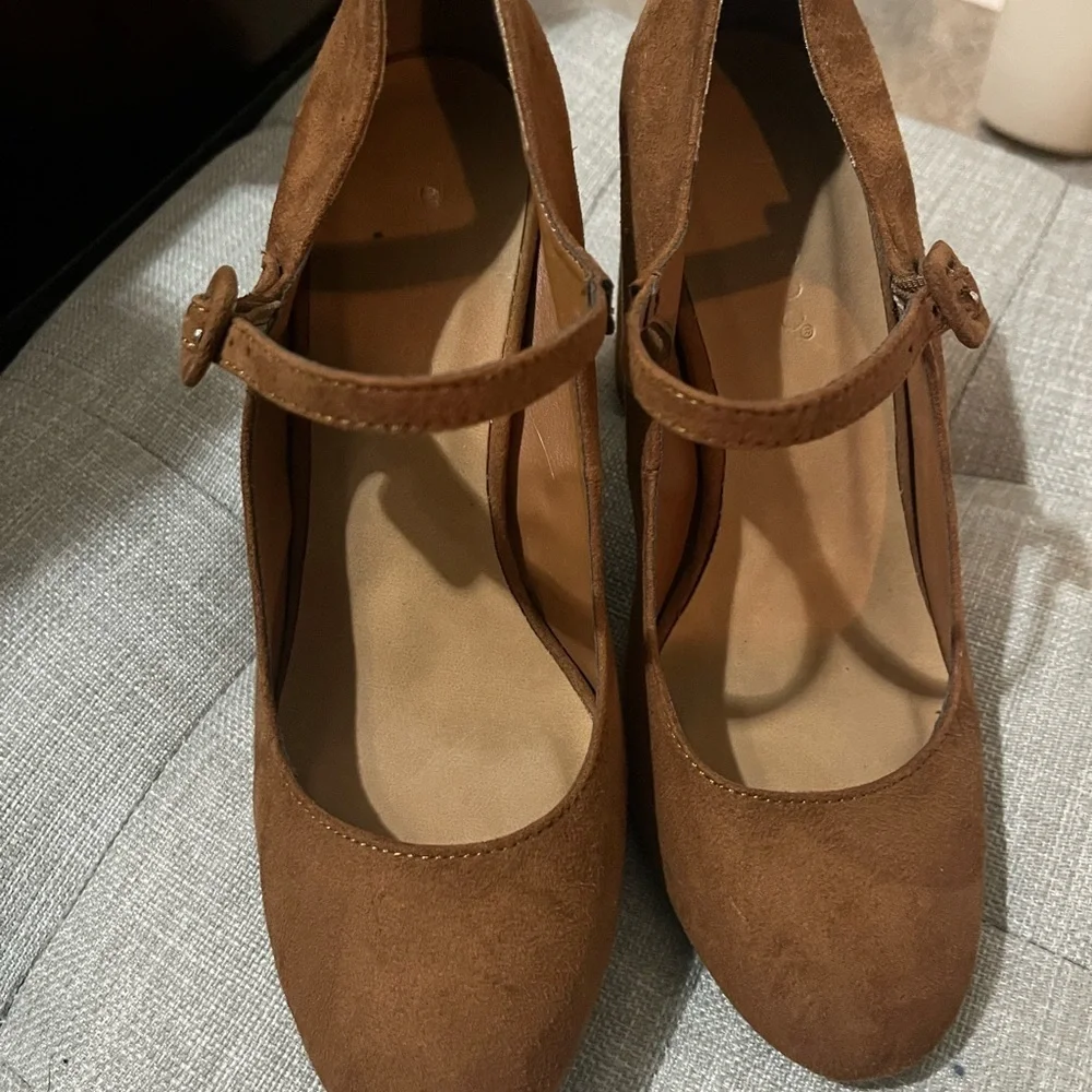 BAMBOO Caramel Heeled Faux Suede Shoes